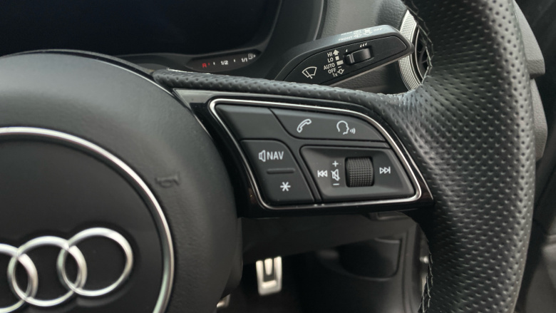 Audi Q2 35 TFSI S Line 5dr S Tronic Petrol Estate